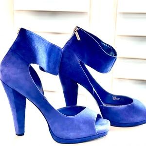 Brand new BCBG heels